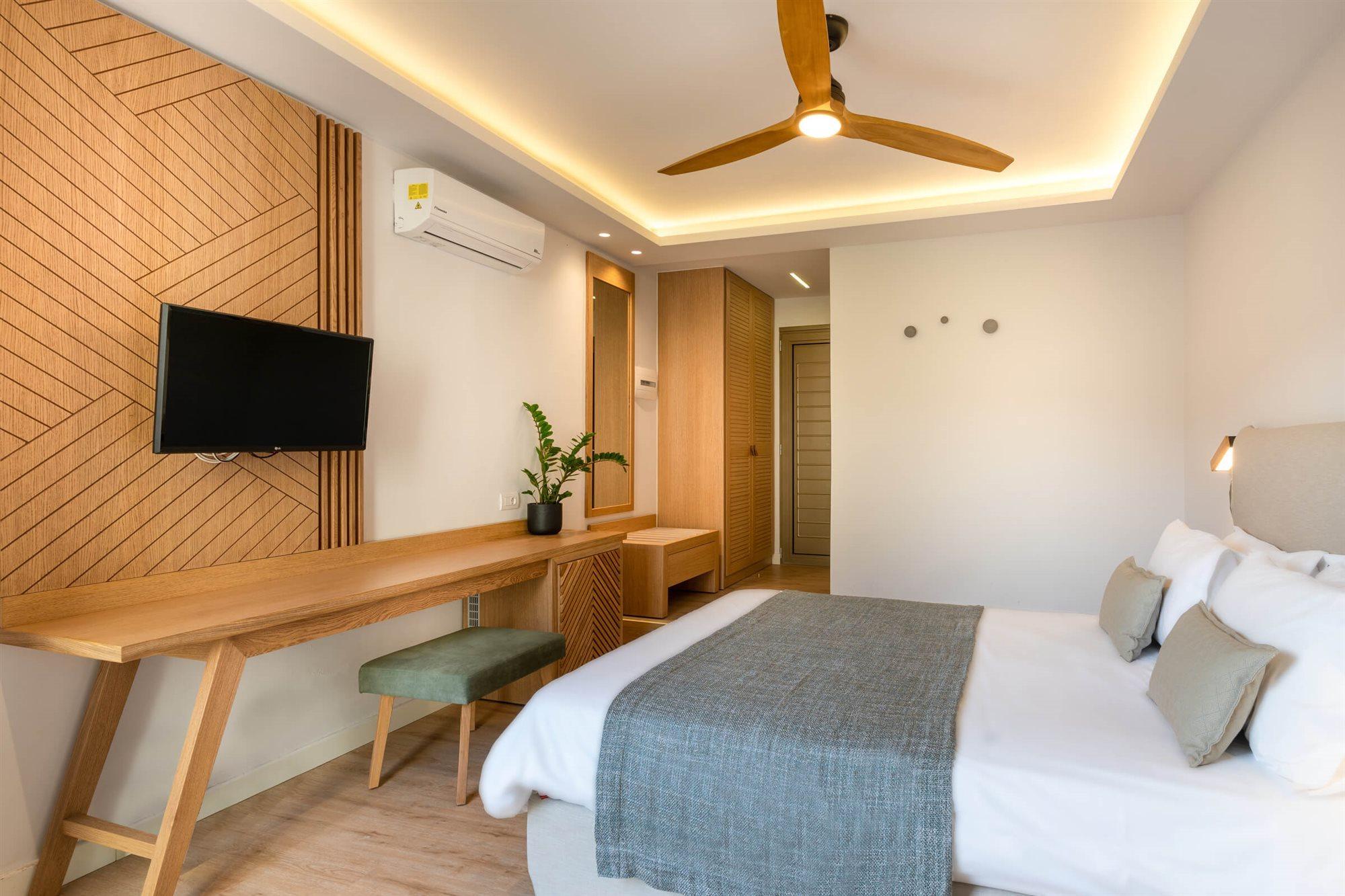 פלטאנס Nefeli Hotel מראה חיצוני תמונה