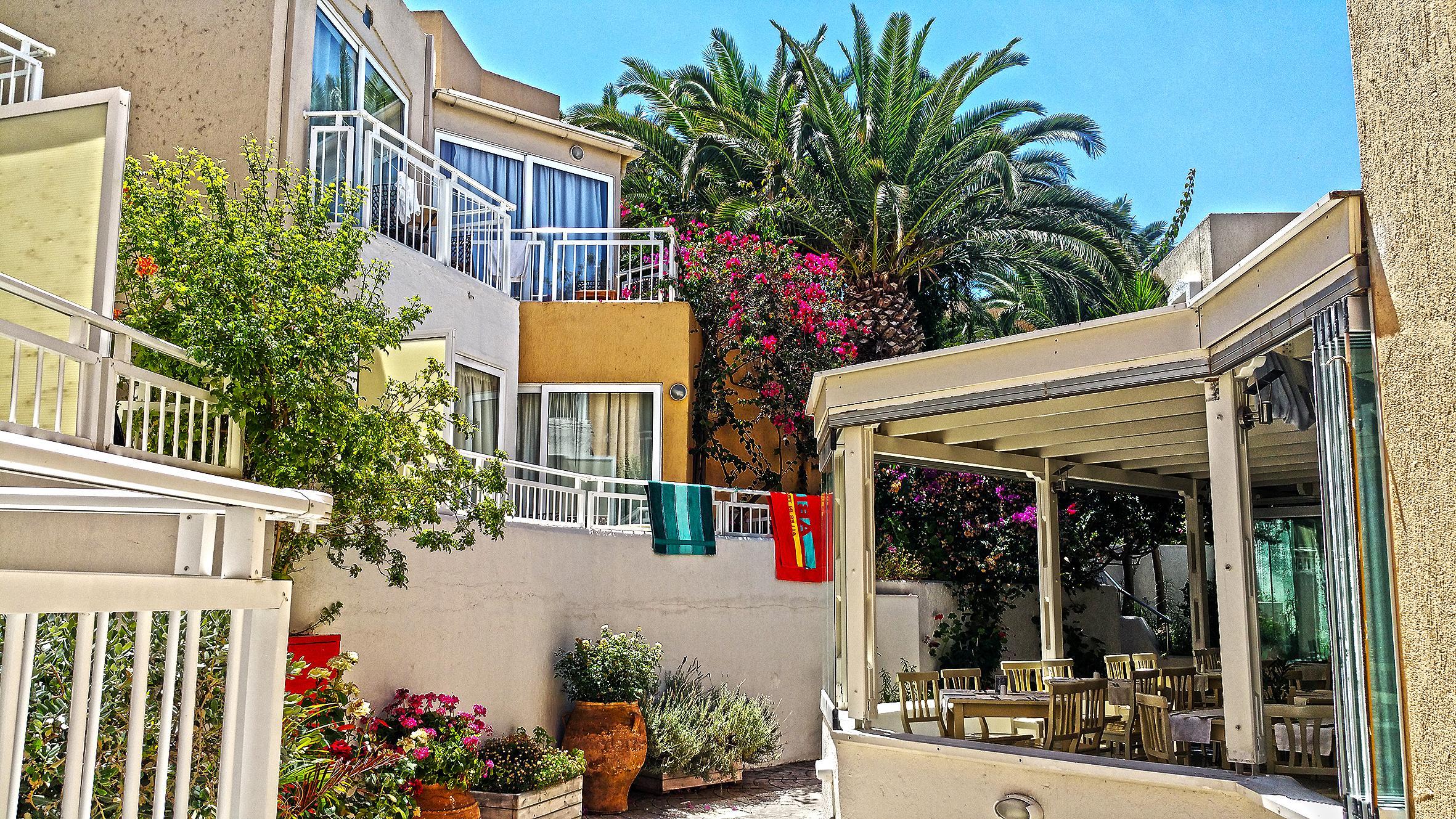 פלטאנס Nefeli Hotel מראה חיצוני תמונה