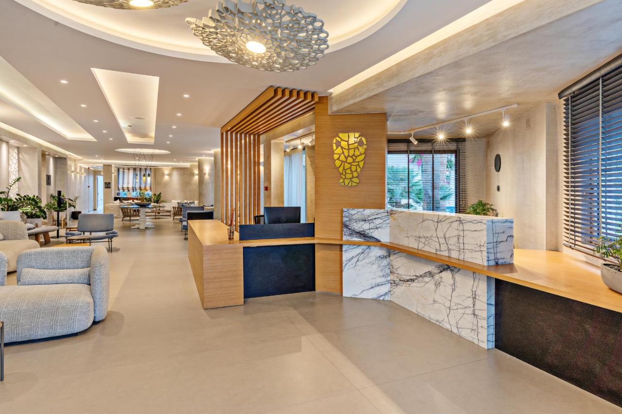 פלטאנס Nefeli Hotel מראה חיצוני תמונה