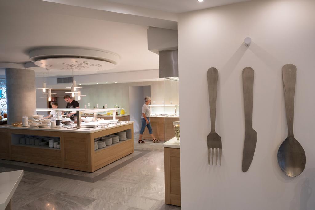 פלטאנס Nefeli Hotel מראה חיצוני תמונה